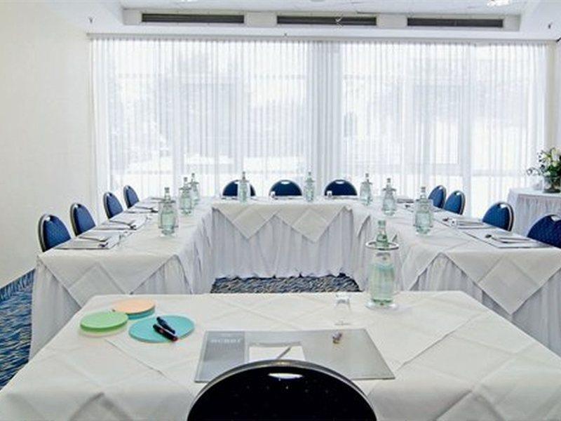 Achat Hotel Bochum Dortmund エクステリア 写真
